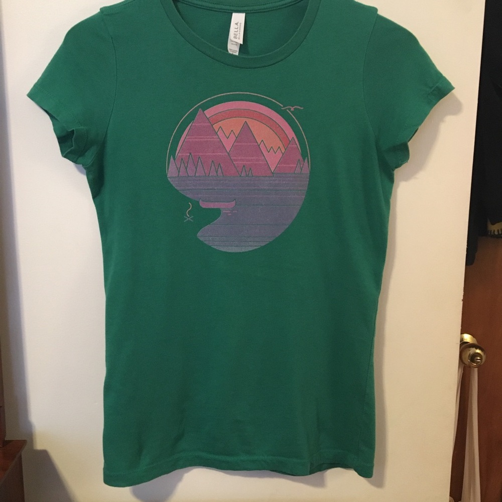 Graphic tee